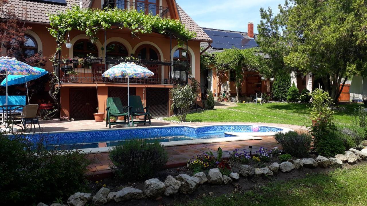Katica Vendeghaz Somogyvar - Ladybird Villa Somogyvar Exterior photo